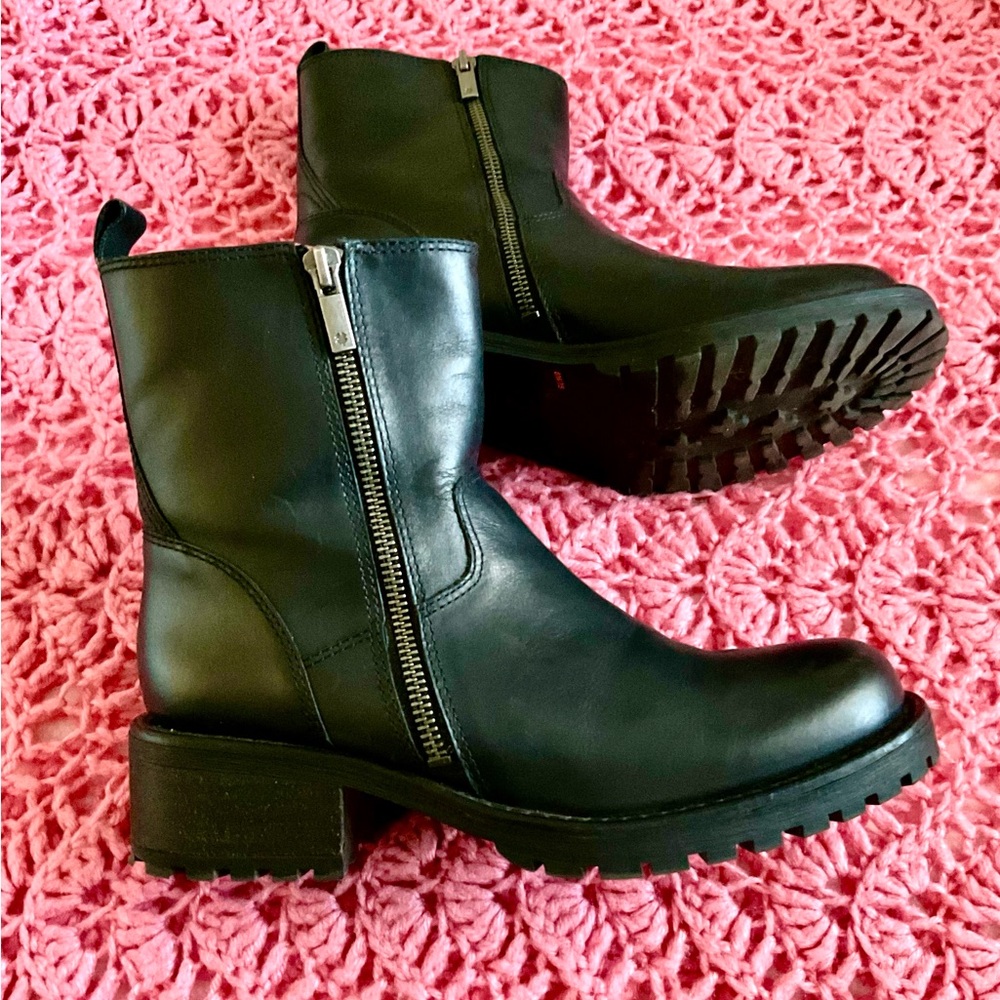 Lucky Brand Black Leather Ankle Boots with Zipper